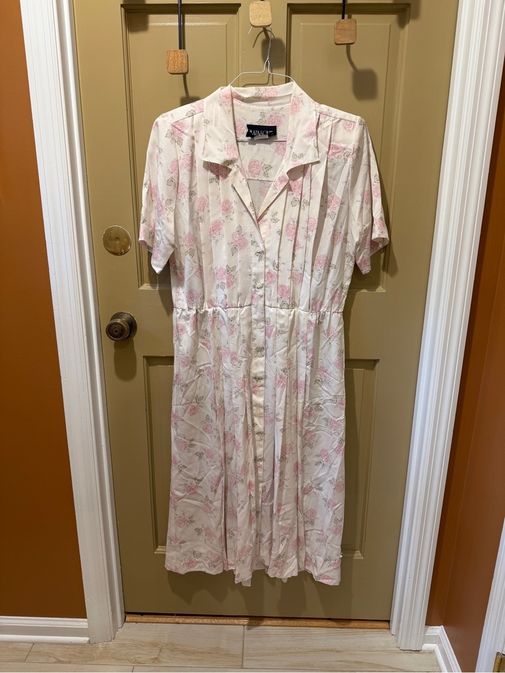 Vintage Cottagecore Pink Floral Button-Front Dress